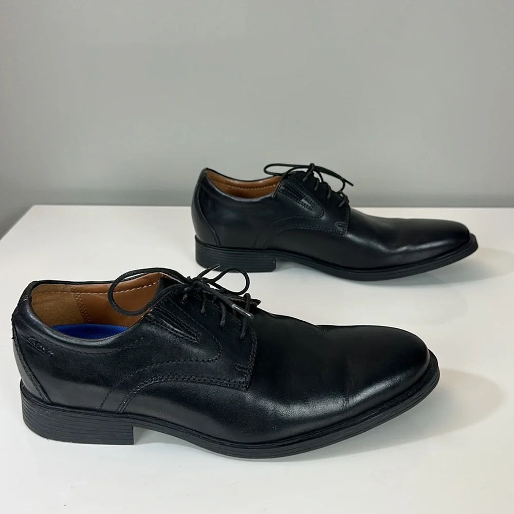 Clarks Whiddon Plain Black Leather Oxford Dress Shoes Size 8.5